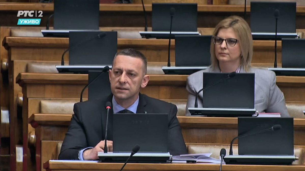 Vlast ignoriše ključne političke i društvene probleme u Srbiji